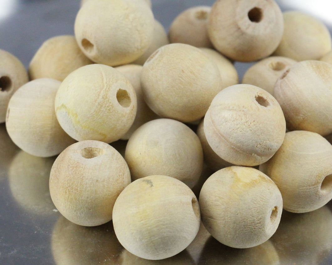 Eucalyptus Wood Beads : White - 25mm